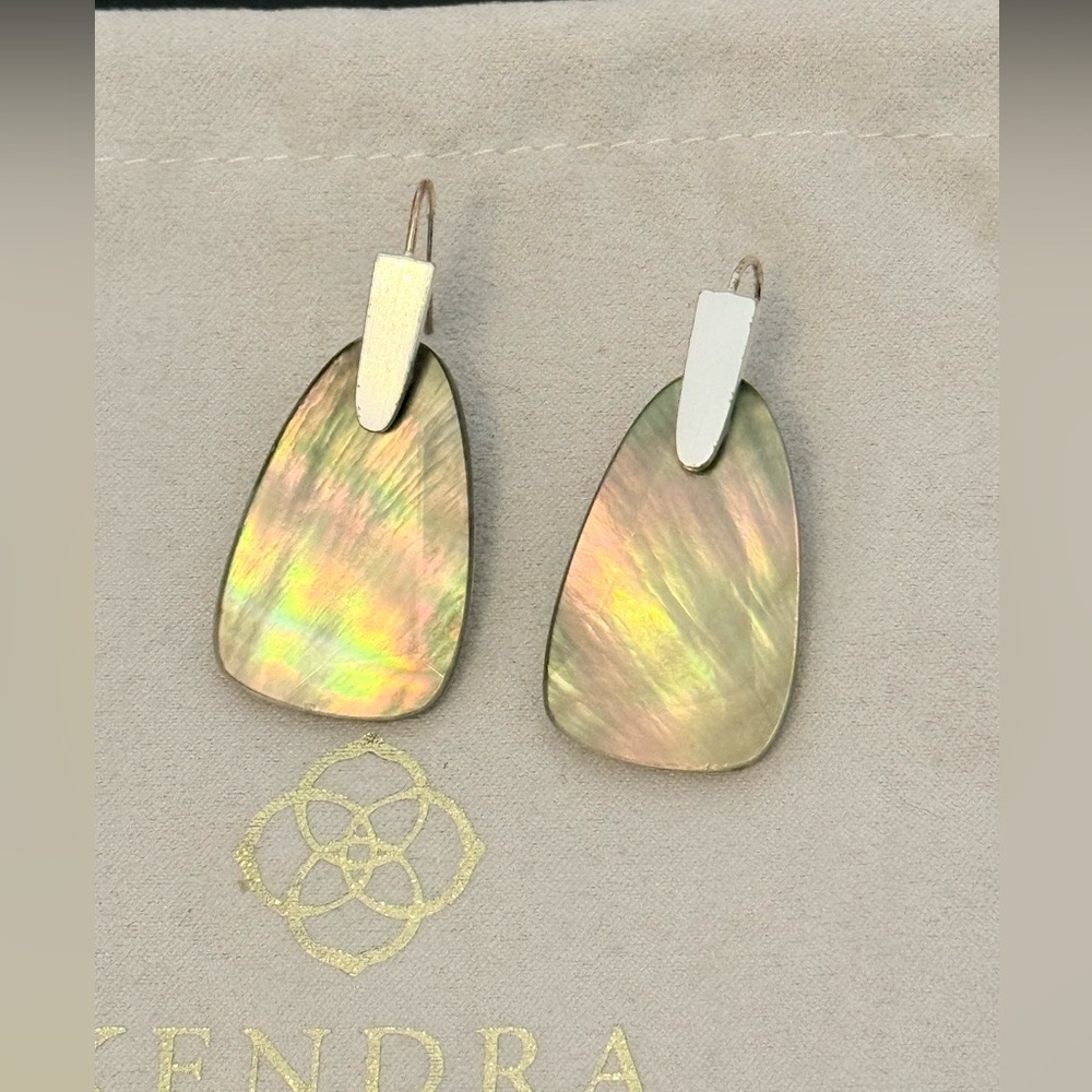 Kendra Scott Marty Bright Silver Drop Earrings in Black Mother-of-Pearl